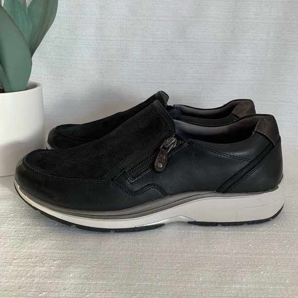 Aravon Pyper Black Leather Side Zip Comfort Slip On Sneakers Woman’s 9.5M - Picture 4 of 15